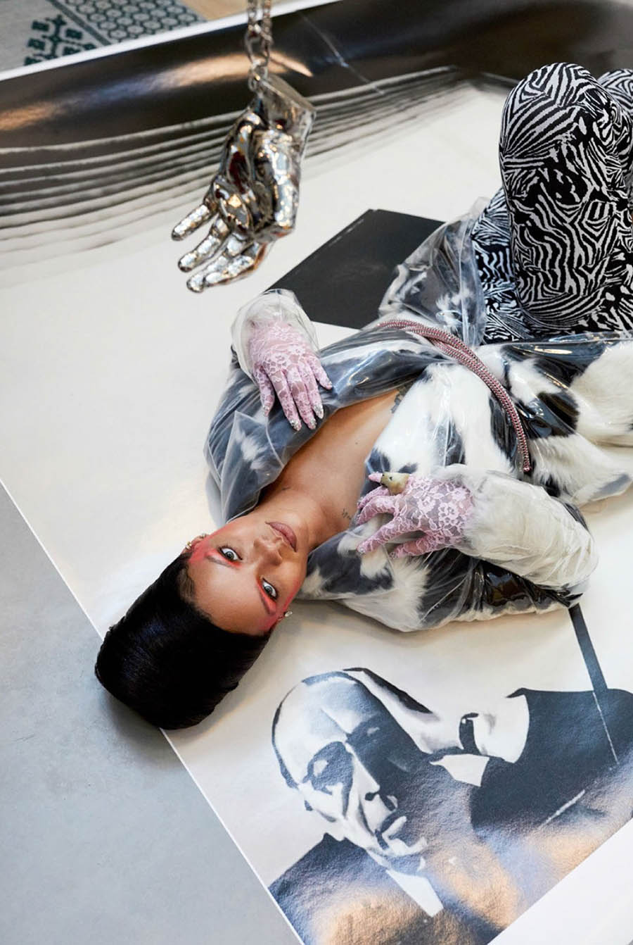 Rihanna covers Vogue Paris December 2017
