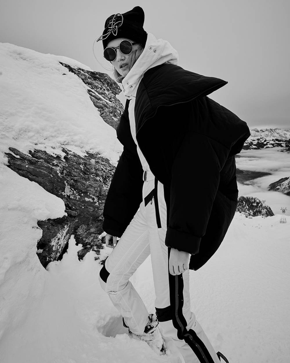 Anna Konecna covers Harper’s Bazaar Czech January 2018 by Andreas Ortner