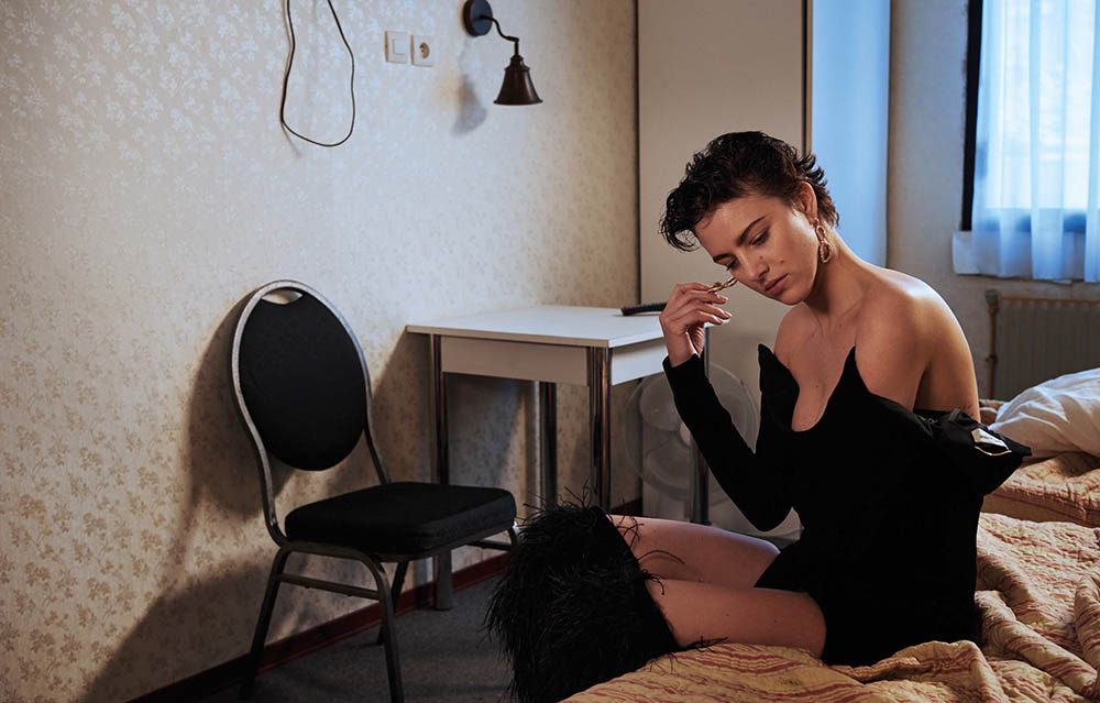 Eliza Cummings by Naomi Yang for Vogue Taiwan March 2018