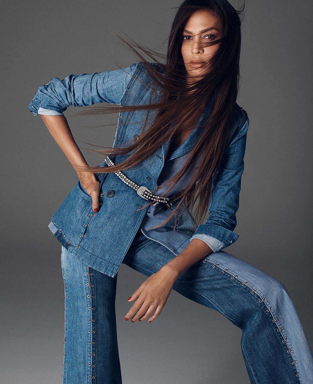 Joan Smalls by Alexi Lubomirski for Elle US April 2018