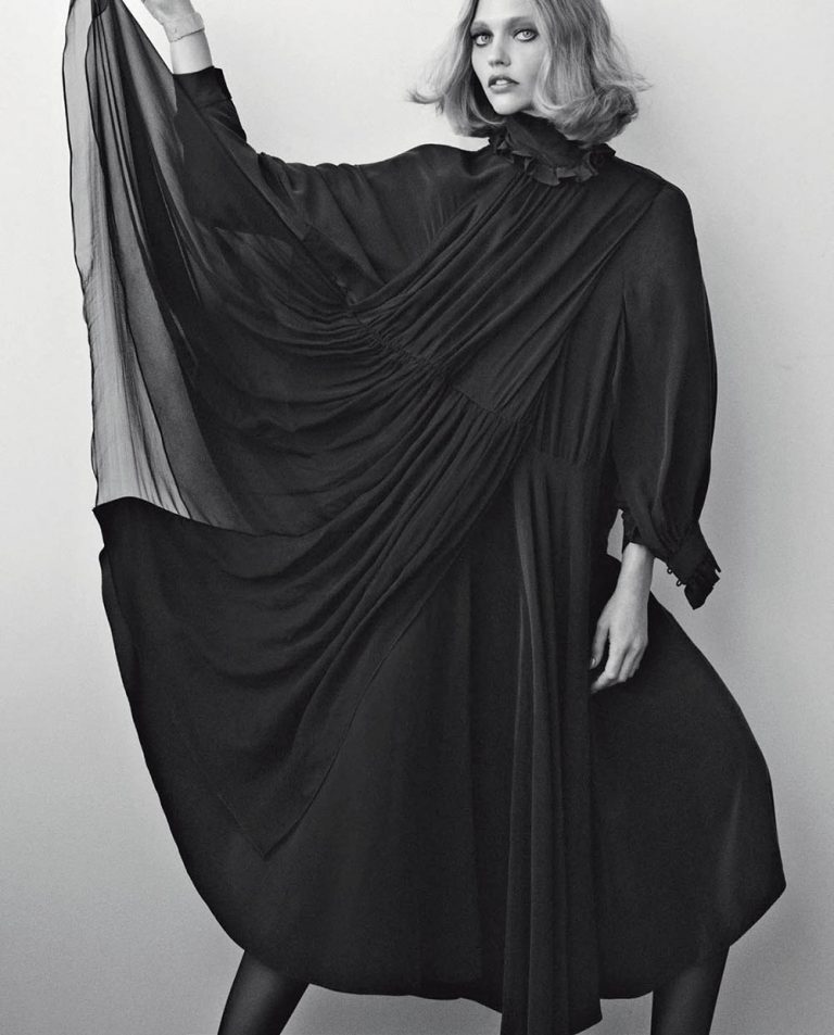 Sasha Pivovarova by Dario Catellani for Vogue Italia November 2018 ...