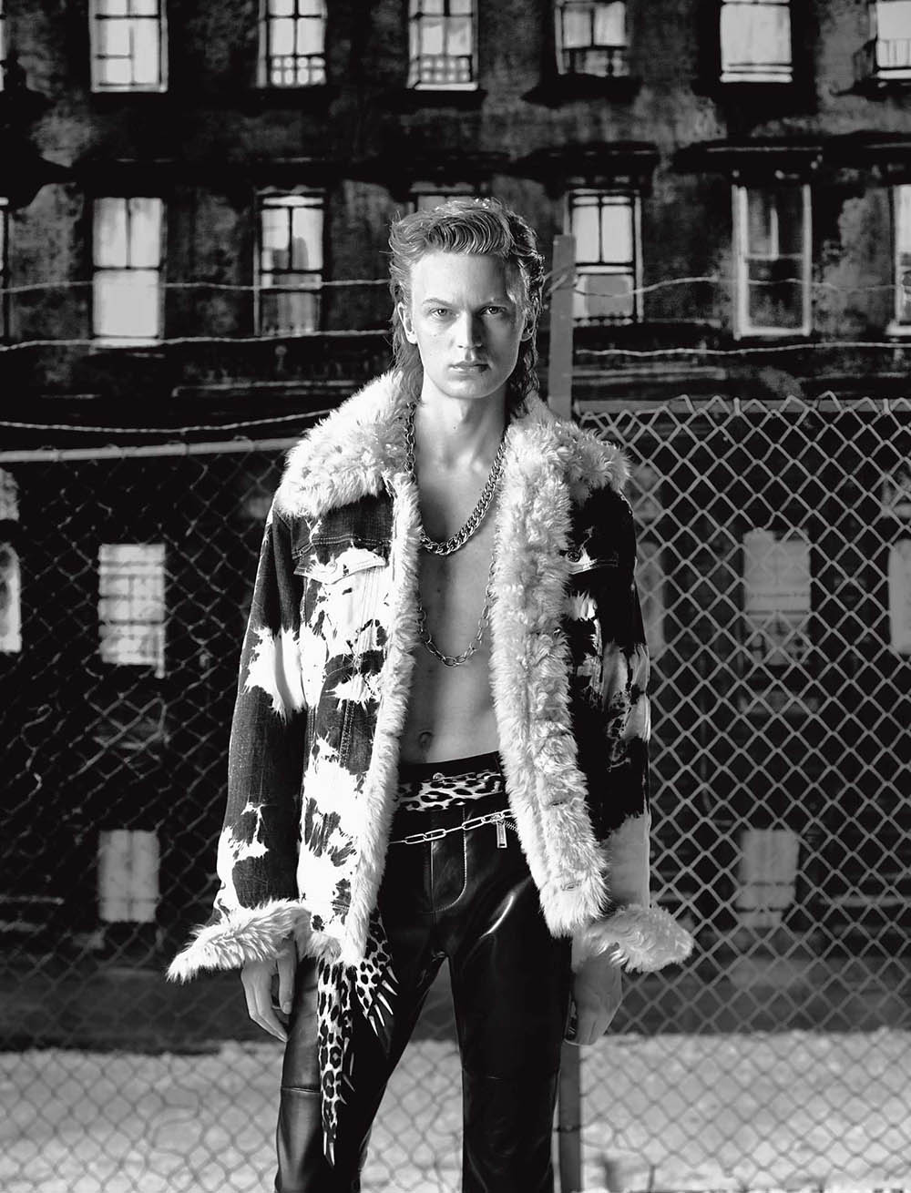 Jonas Glöer covers L’Uomo Vogue July 2019 by Julien Martinez Leclerc