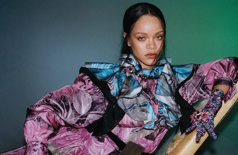 Rihanna covers Vogue Hong Kong September 2019 by Hanna Moon ...