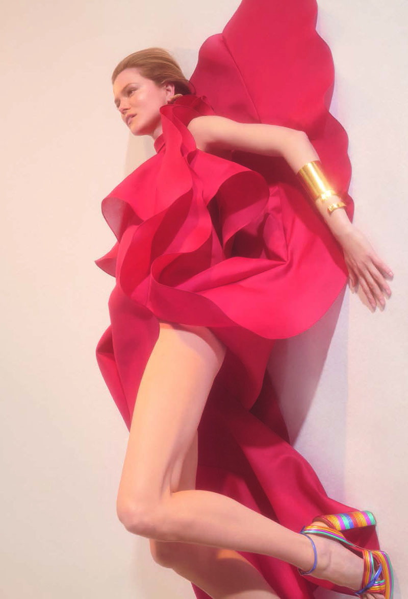 Kasia Struss by Magda Wunsche & Aga Samsel for Vogue Poland March 2020