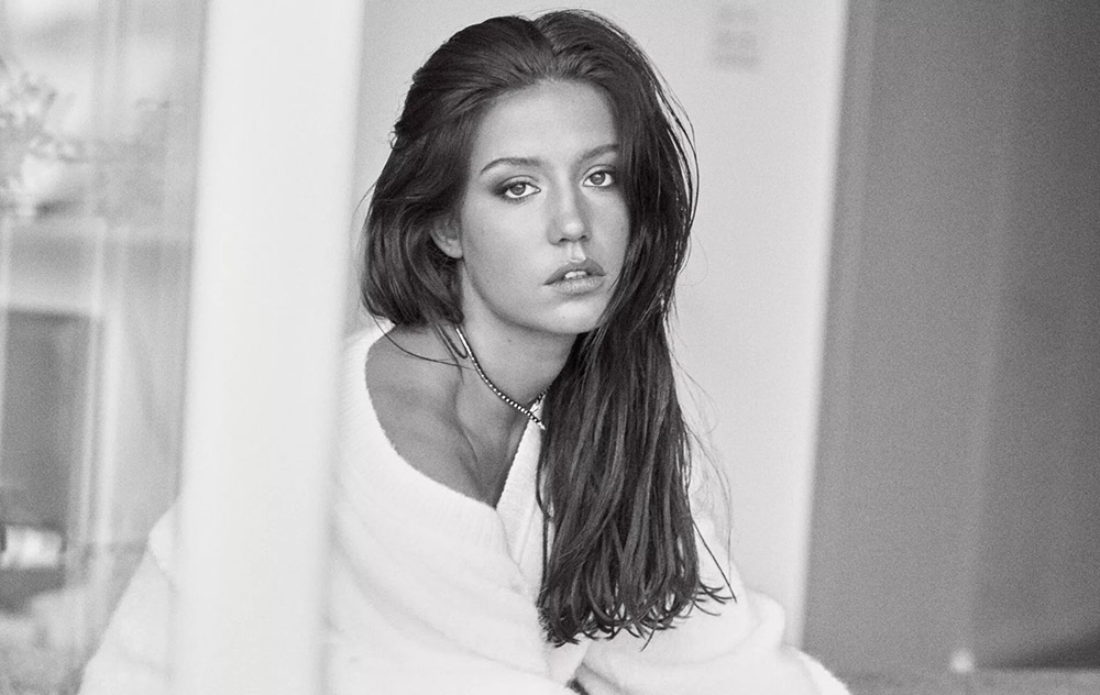 Adèle Exarchopoulos covers Madame Figaro January 29th, 2021 by Thomas Nutzl