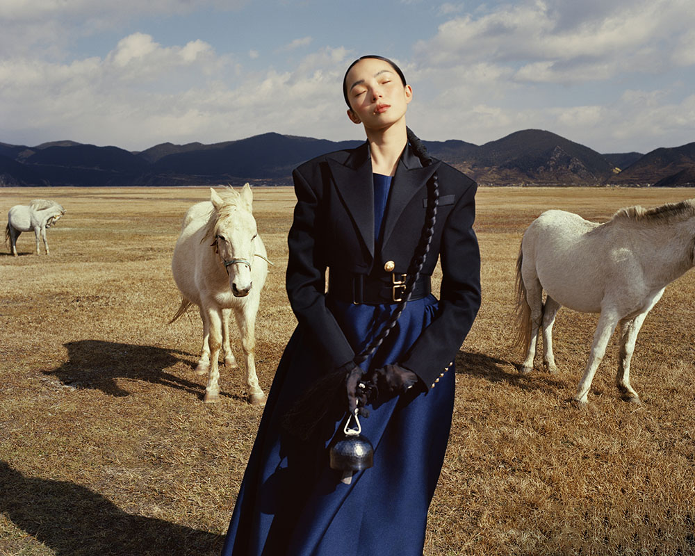 Xiao Wen Ju covers Vogue China January 2021 by Leslie Zhang