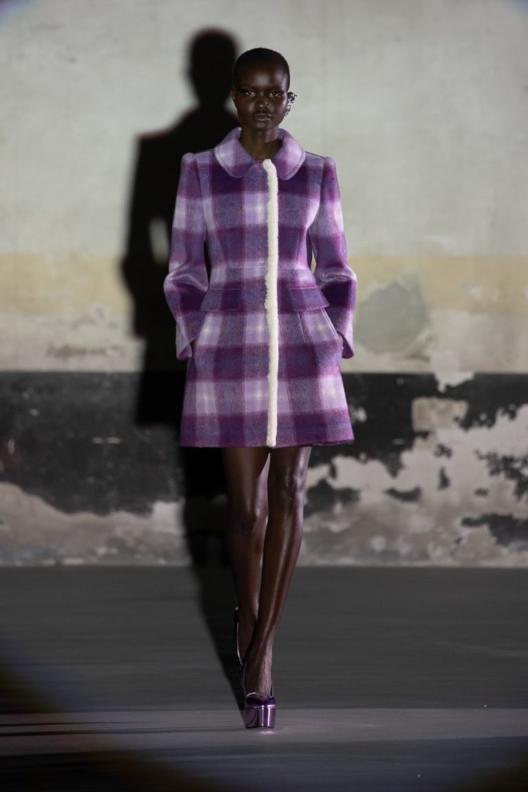 N°21 Fall/Winter 2021 - Milan Fashion Week - fashionotography