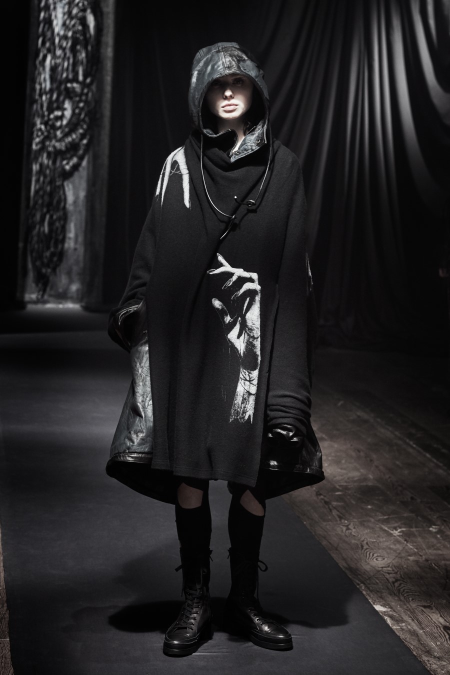 Yohji Yamamoto Fall Winter 2021 - Paris Fashion Week