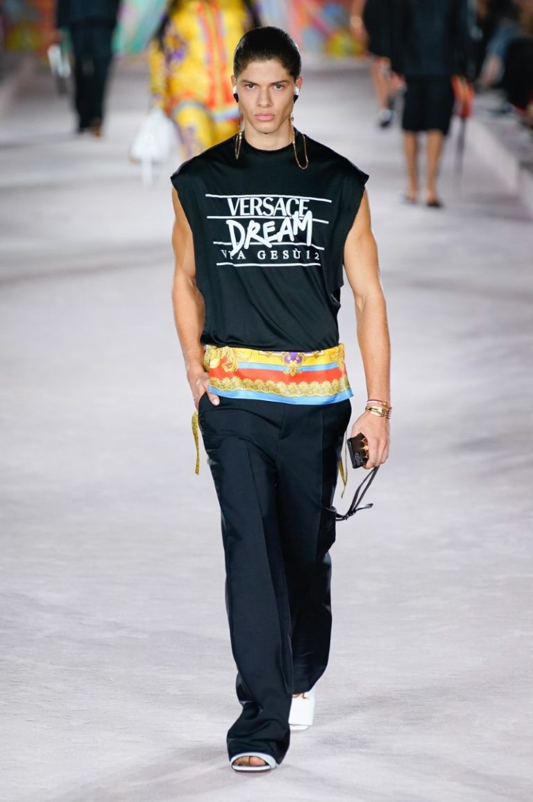 Versace Spring/Summer 2022 - Milan Fashion Week - fashionotography