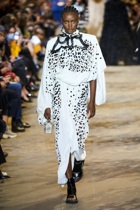 Louis Vuitton Spring/Summer 2022 - Paris Fashion Week - fashionotography