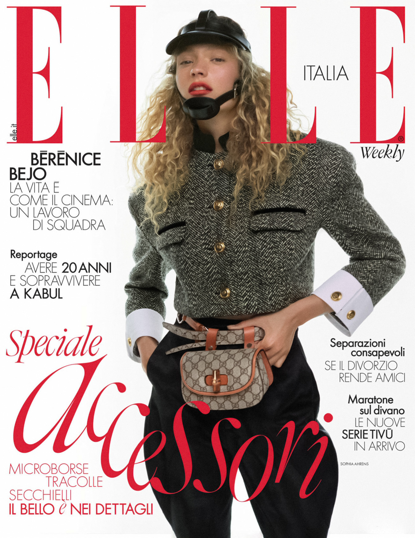 Sophia Ahrens covers Elle Italia October 7th, 2021 by Xavi Gordo