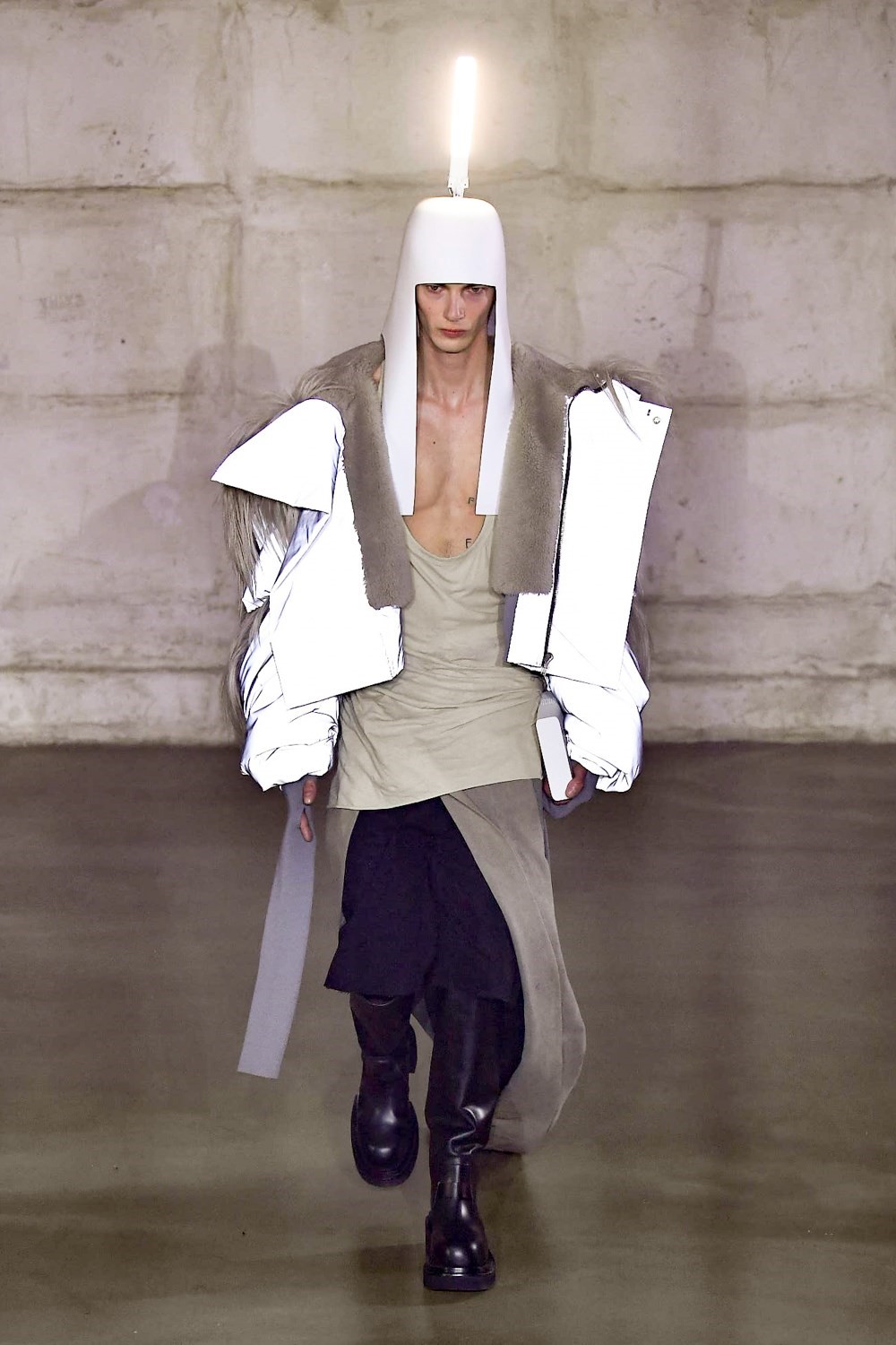 Rick Owens Fall Winter 2022 - Paris Fashion Week Men’s
