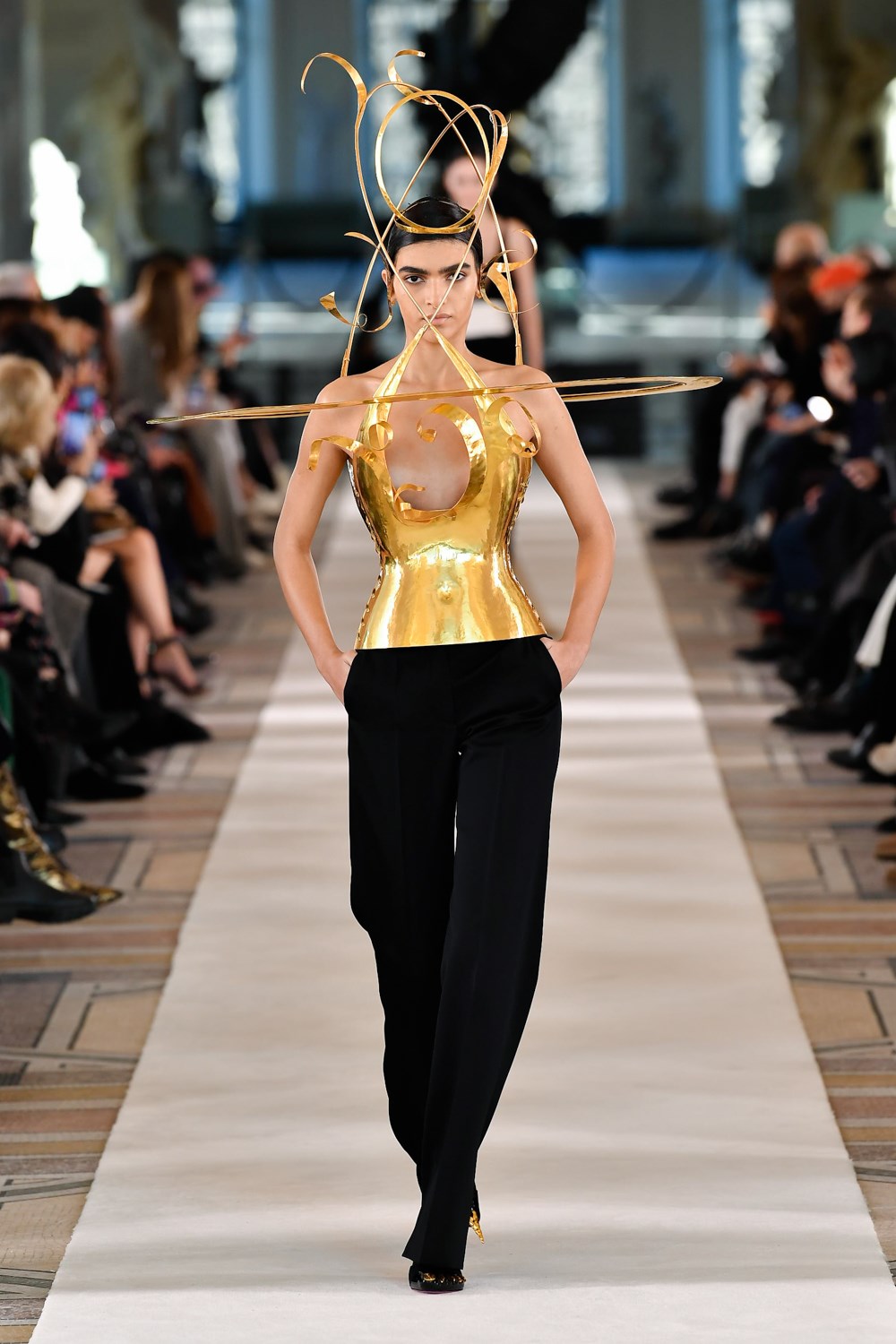 Schiaparelli Haute Couture Spring Summer 2022