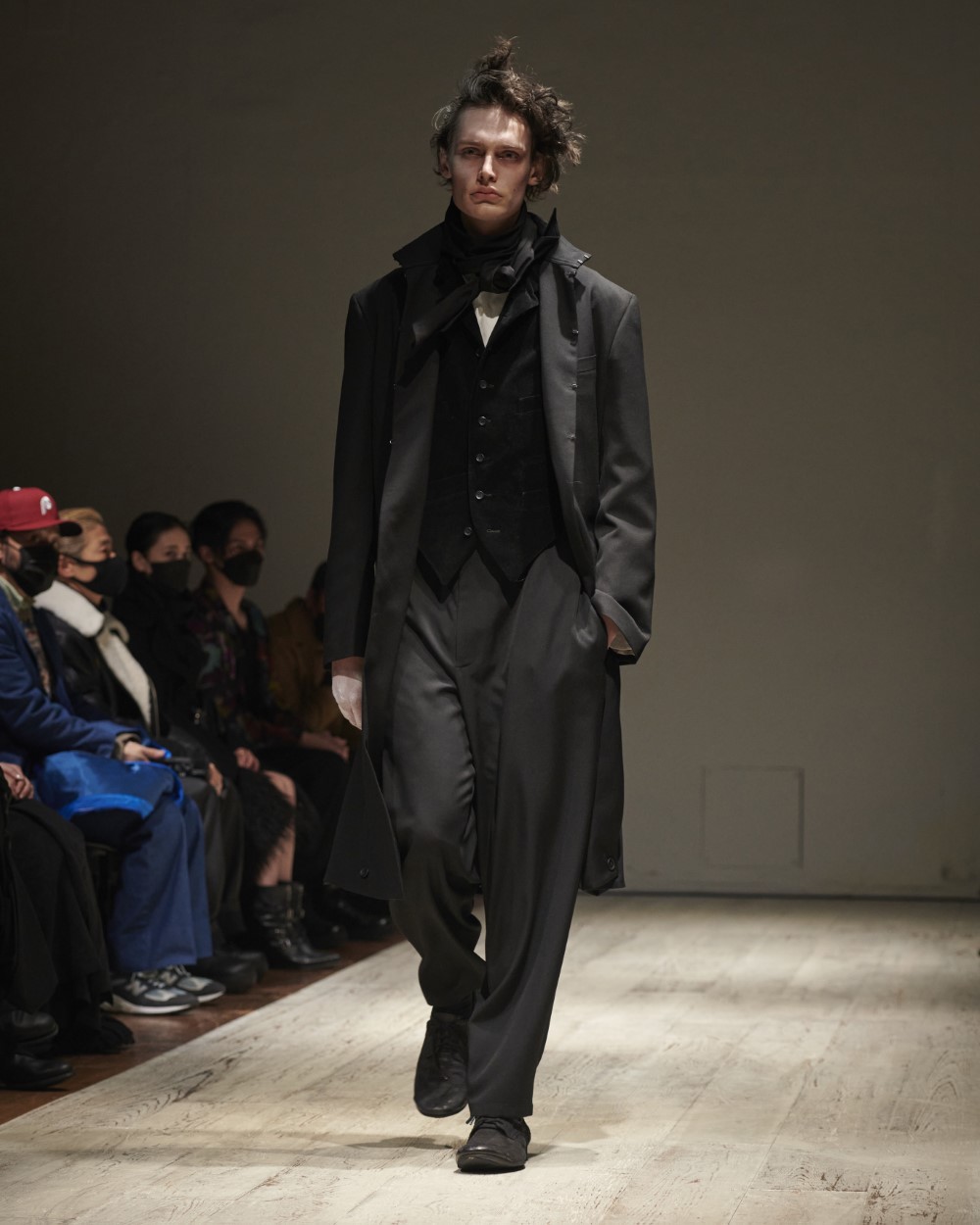 Yohji Yamamoto Fall Winter 2022 - Paris Fashion Week Men’s