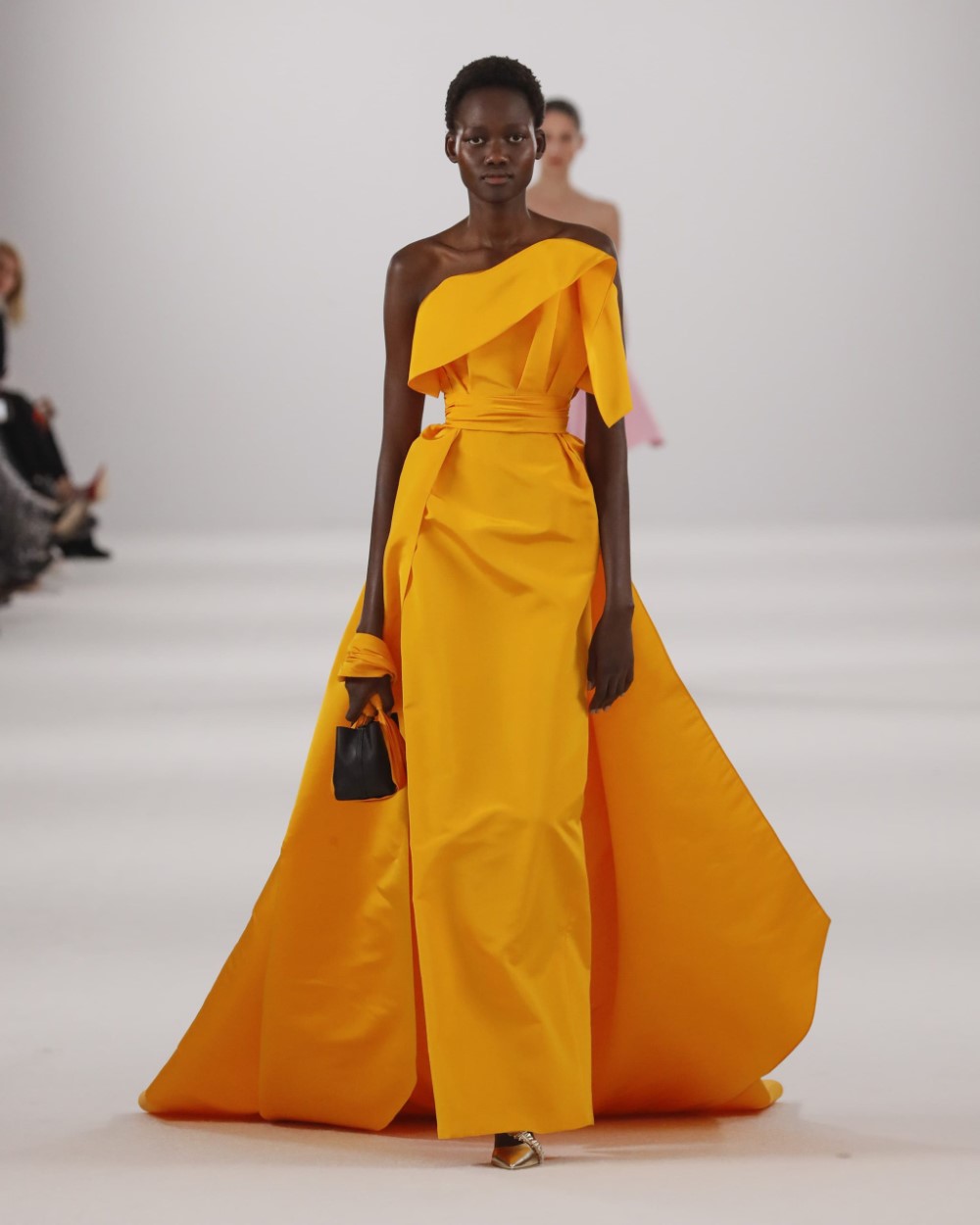Carolina Herrera Fall Winter 2022 - New York Fashion Week