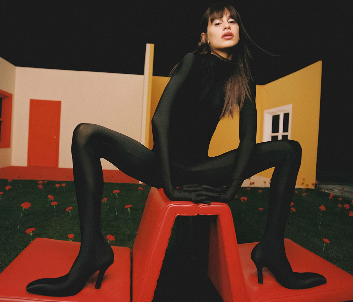 Milena Smit covers Vogue Spain February 2022 by Dan Beleiu