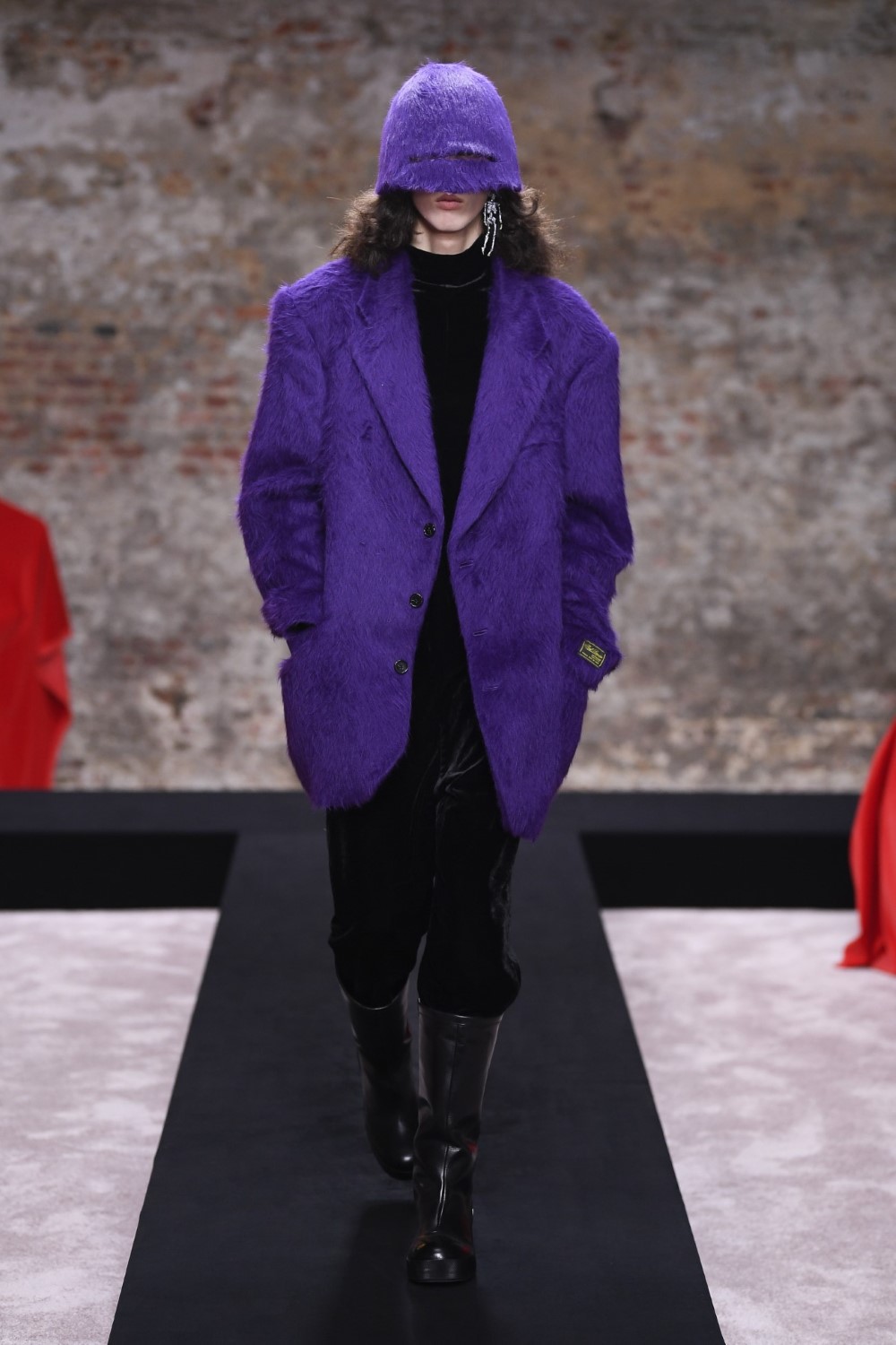 Raf Simons Fall Winter 2022 - London Fashion Week