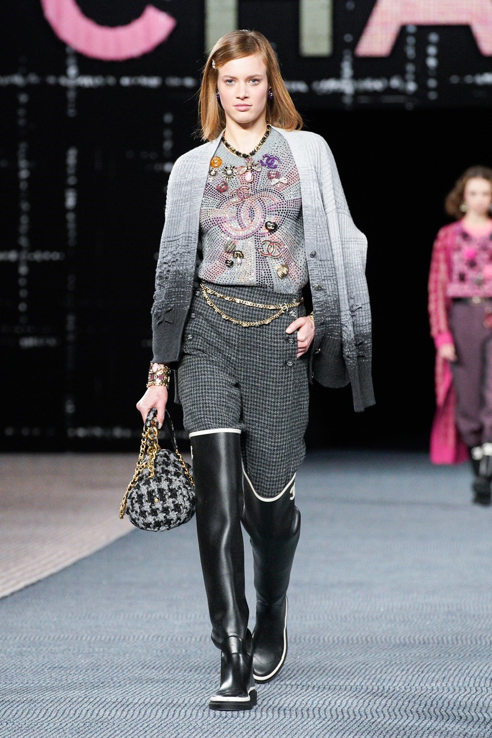Chanel Fall Winter 2022 - Paris Fashion Week