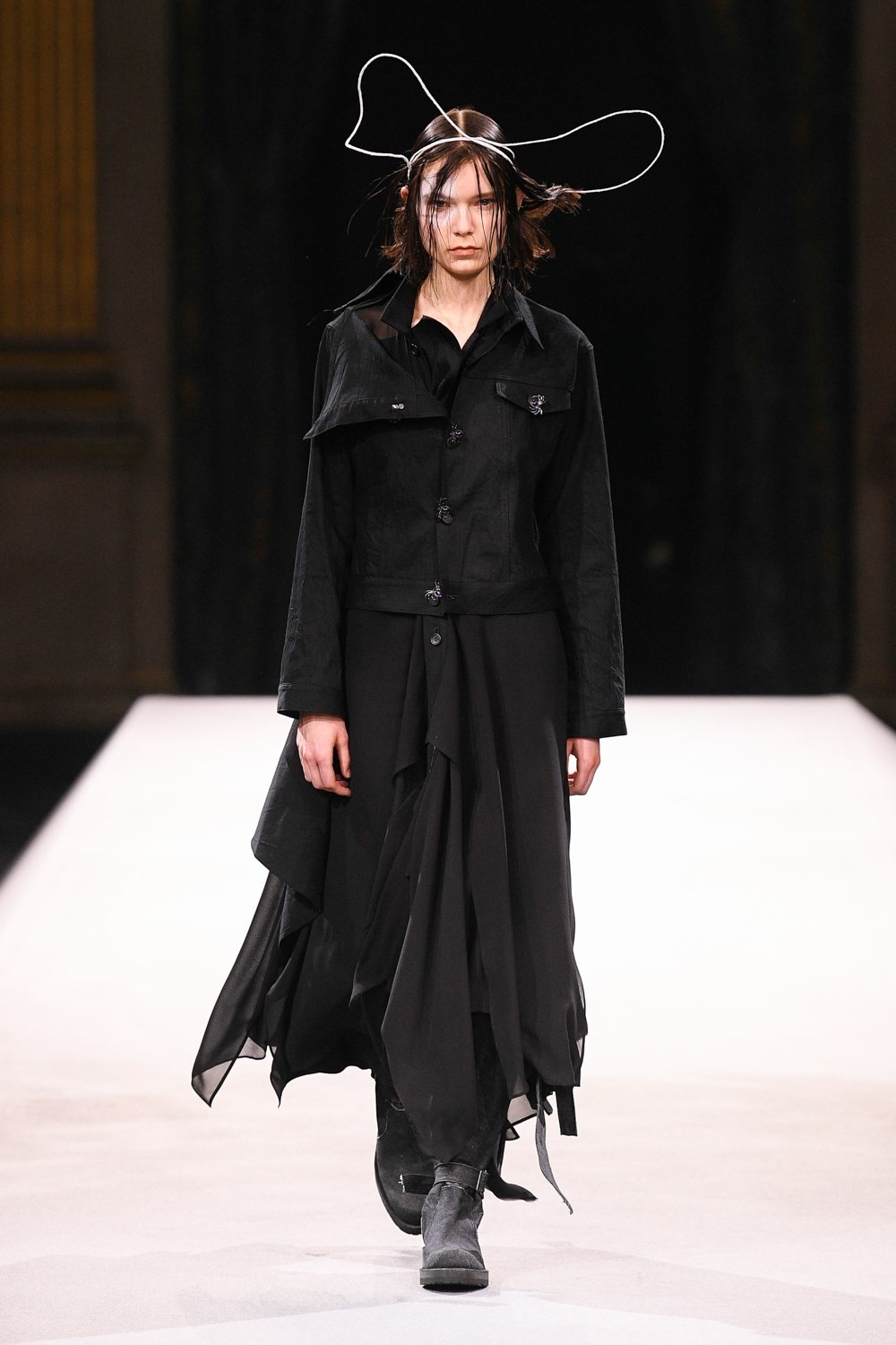 Yohji Yamamoto Fall Winter 2022 - Paris Fashion Week