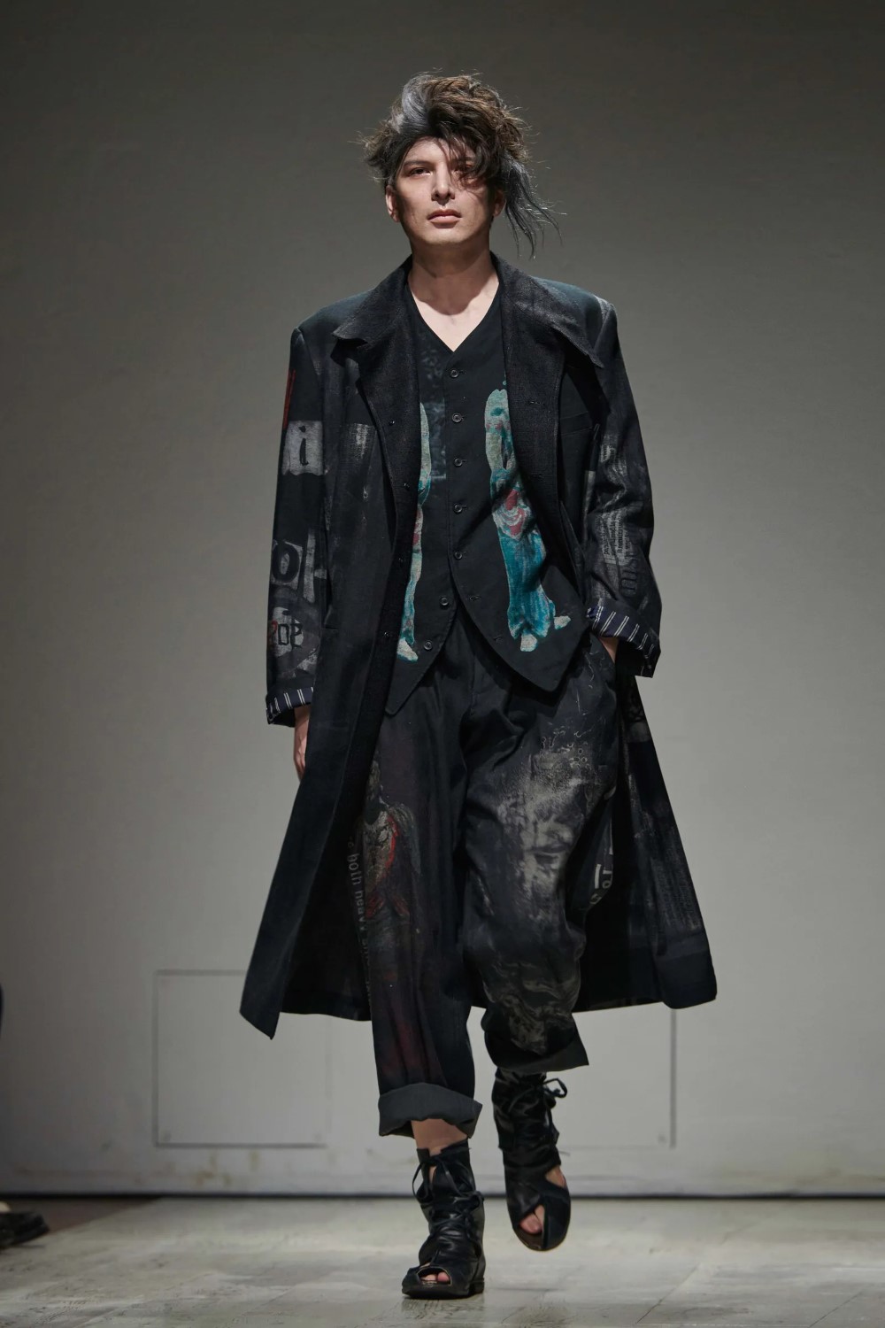 Yohji Yamamoto Spring/Summer 2023 - Paris Fashion Week Men’s