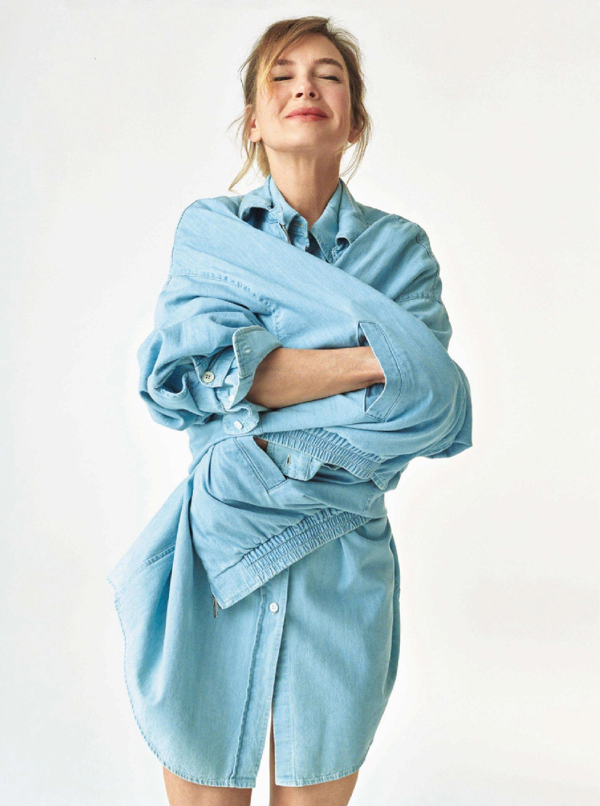 Renée Zellweger covers The Sunday Times Style August 7th, 2022 by Pamela Hanson