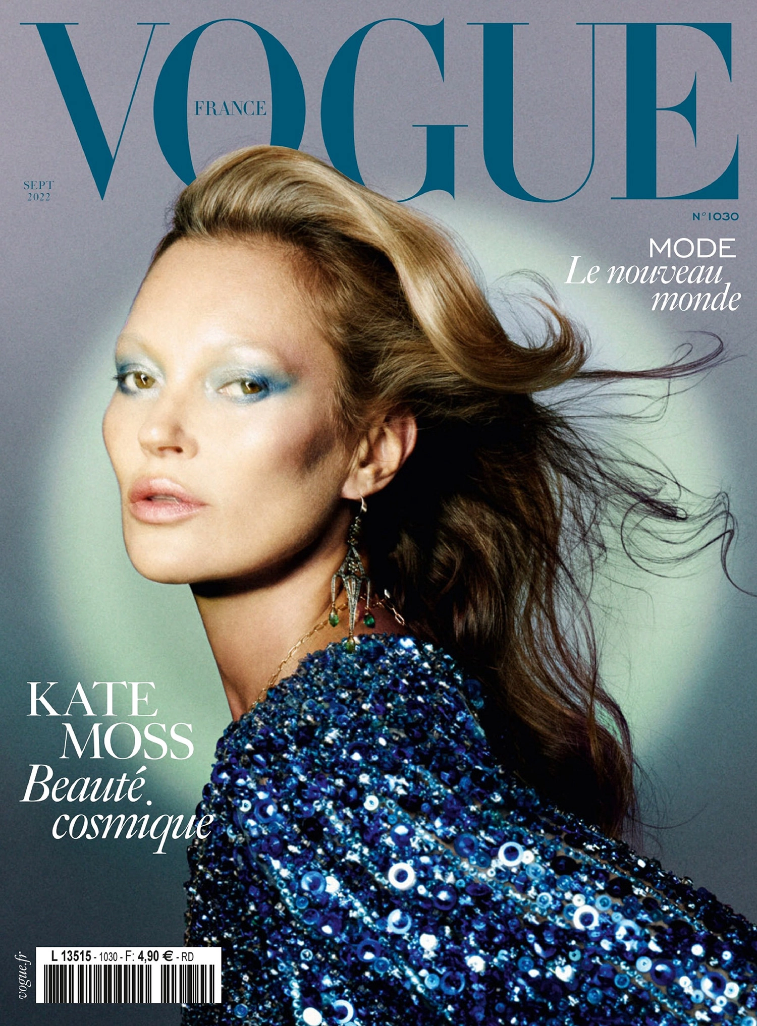 Kate Moss covers Vogue France September 2022 by Carlijn Jacobs