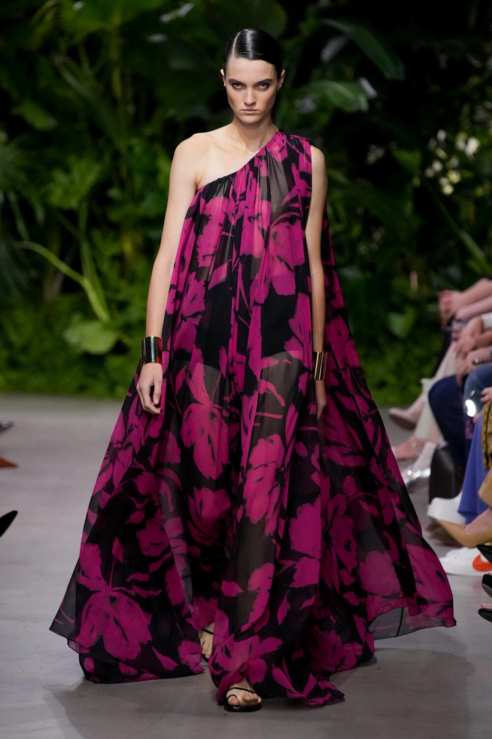 Michael Kors Collection Spring/Summer 2023 - New York Fashion Week ...