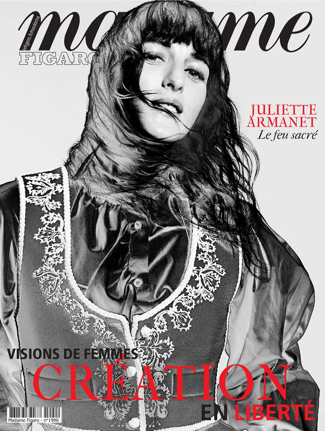 Juliette Armanet covers Madame Figaro October 14th, 2022 by Bojana Tatarska