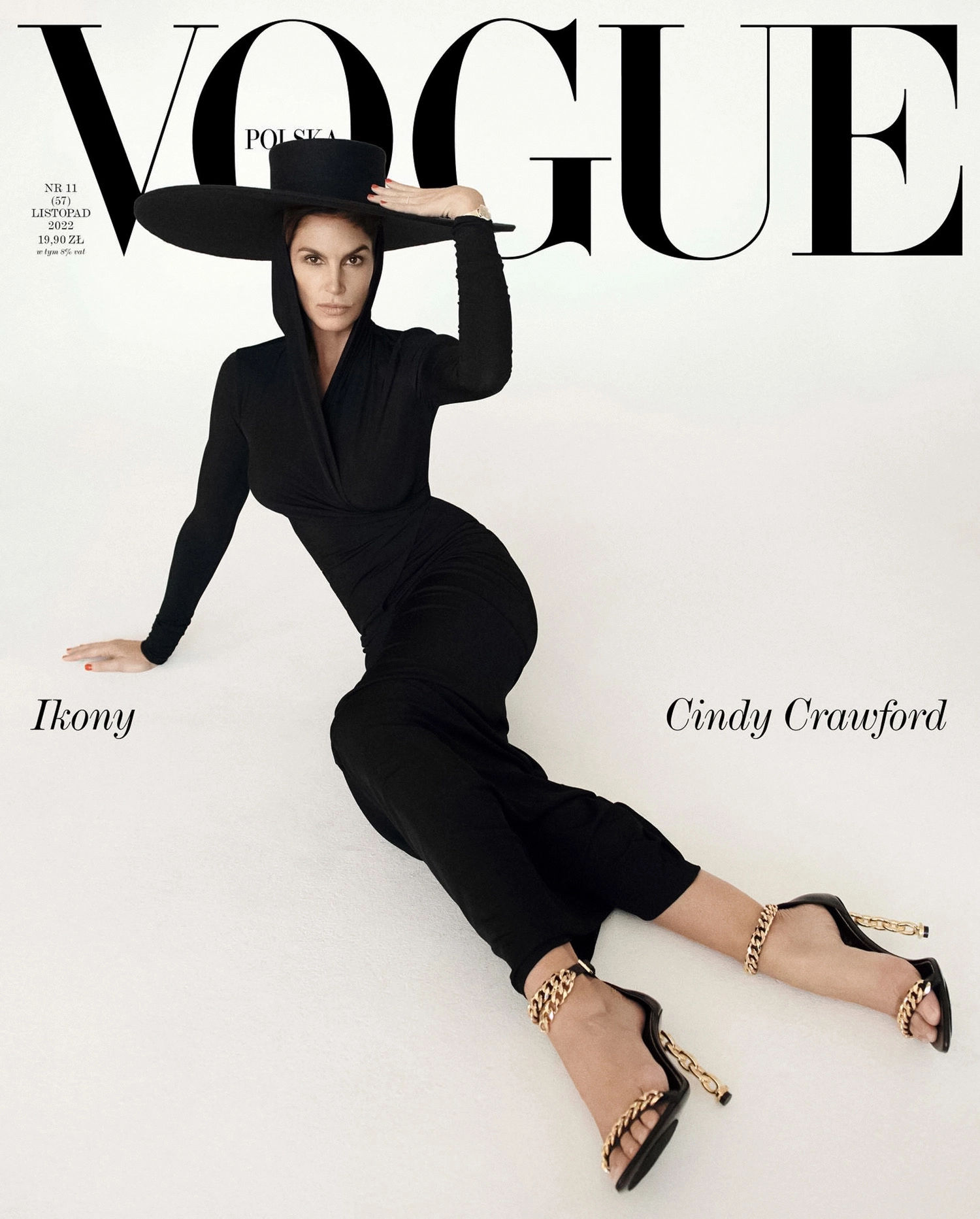 Cindy Crawford covers Vogue Poland November 2022 by Paola Kudacki