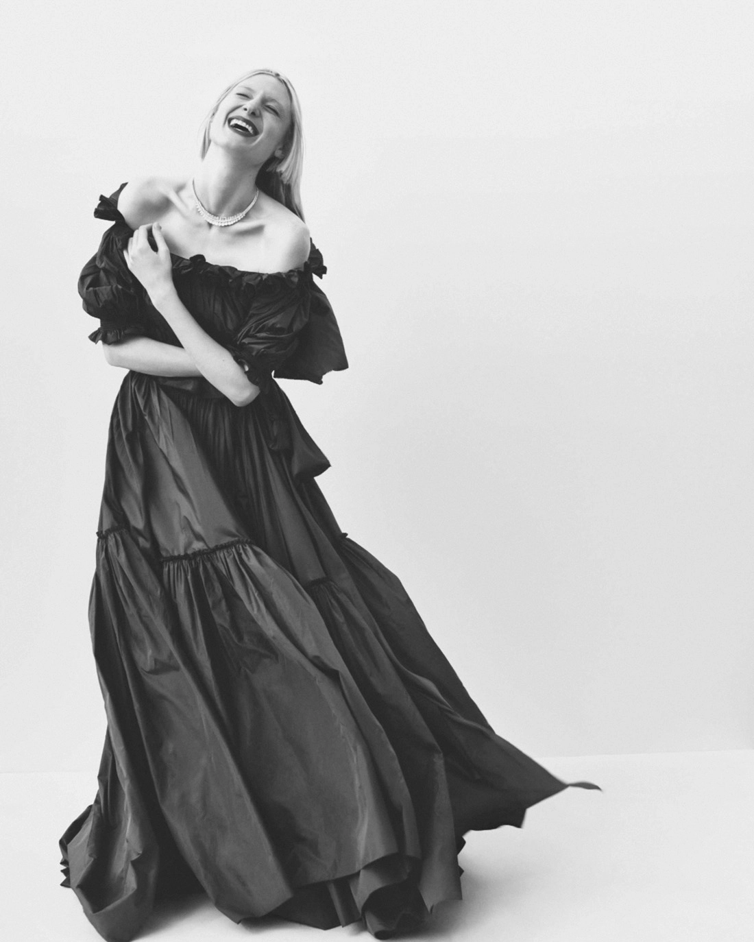 Elizabeth Debicki covers Vogue Germany November 2022 by Scott Trindle