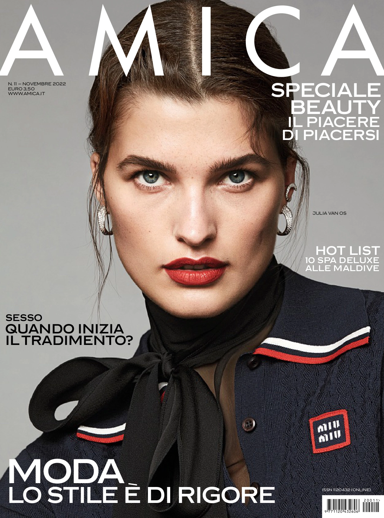 Julia van Os covers Amica Magazine November 2022 by Mikael Schulz