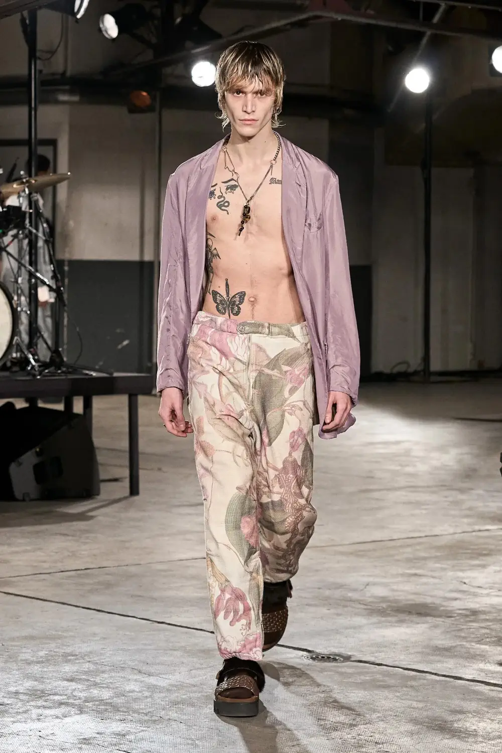 Dries Van Noten Fall/Winter 2023 - Paris Fashion Week Men’s