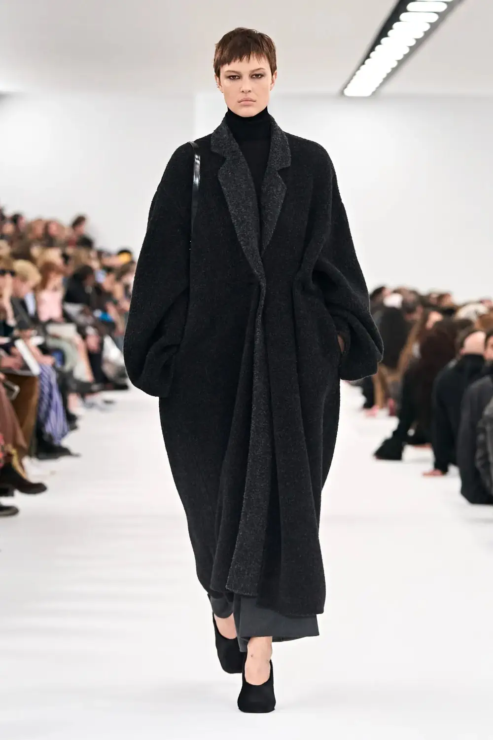 Givenchy Fall-Winter 2023 - Paris Fashion Week