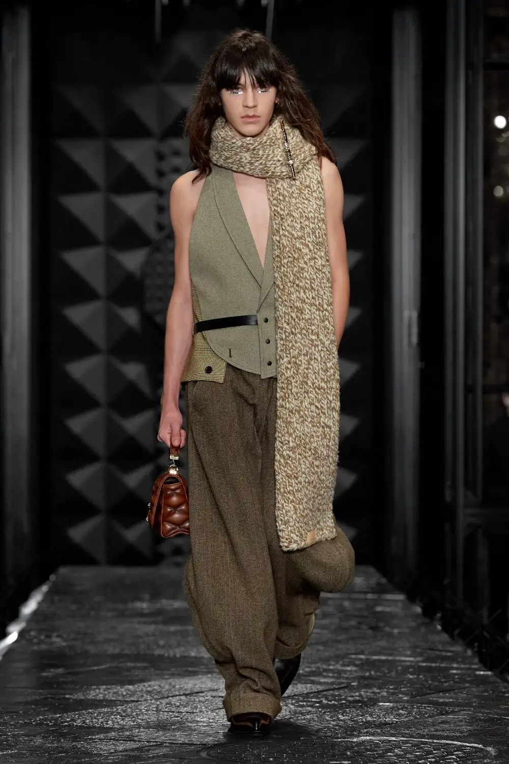 Louis Vuitton Fall-Winter 2023 - Paris Fashion Week