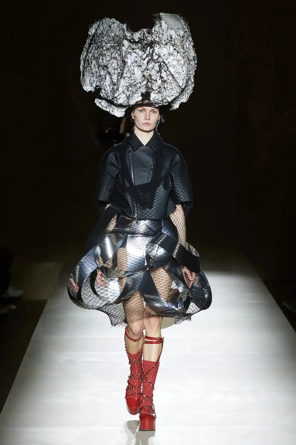 Noir Kei Ninomiya Fall-Winter 2023 - Paris Fashion Week