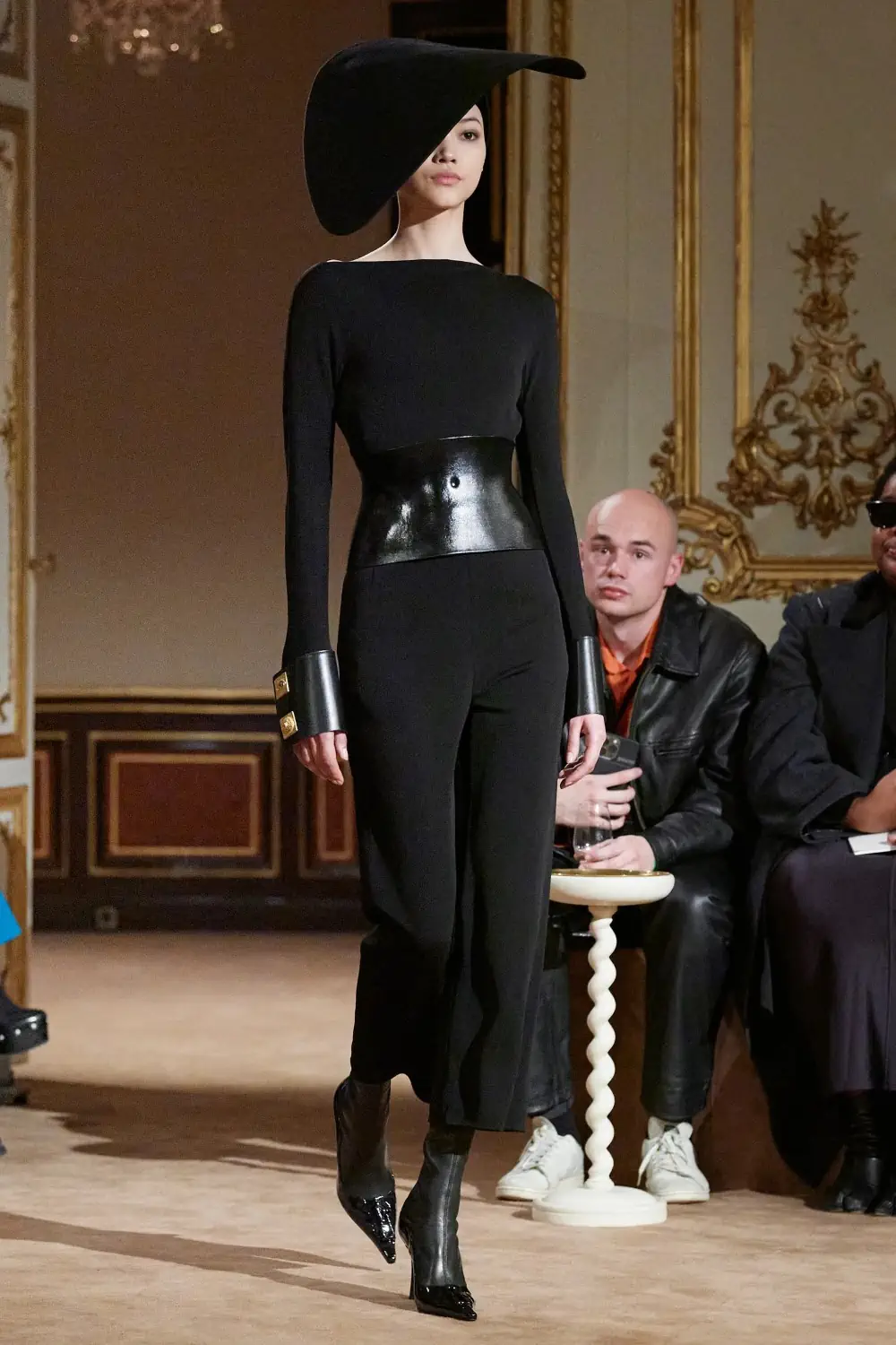 Schiaparelli Fall-Winter 2023 - Paris Fashion Week