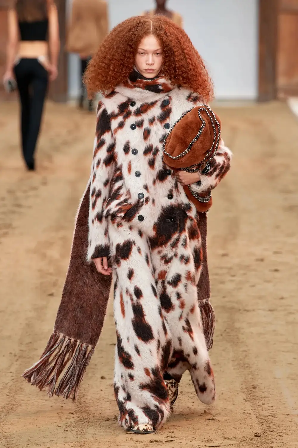Stella McCartney Fall-Winter 2023 - Paris Fashion Week