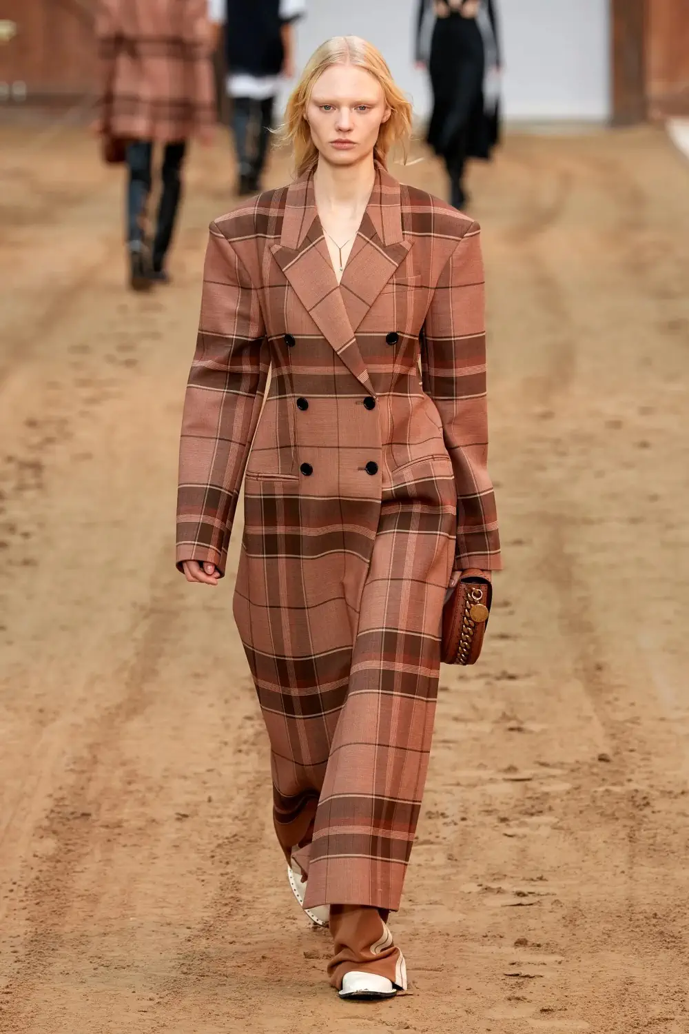 Stella McCartney Fall-Winter 2023 - Paris Fashion Week