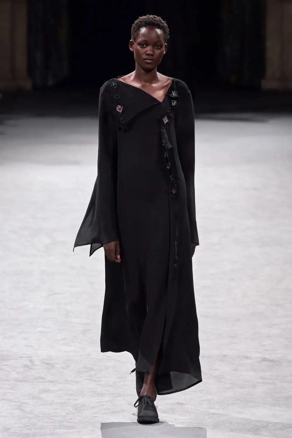 Yohji Yamamoto Fall-Winter 2023 - Paris Fashion Week