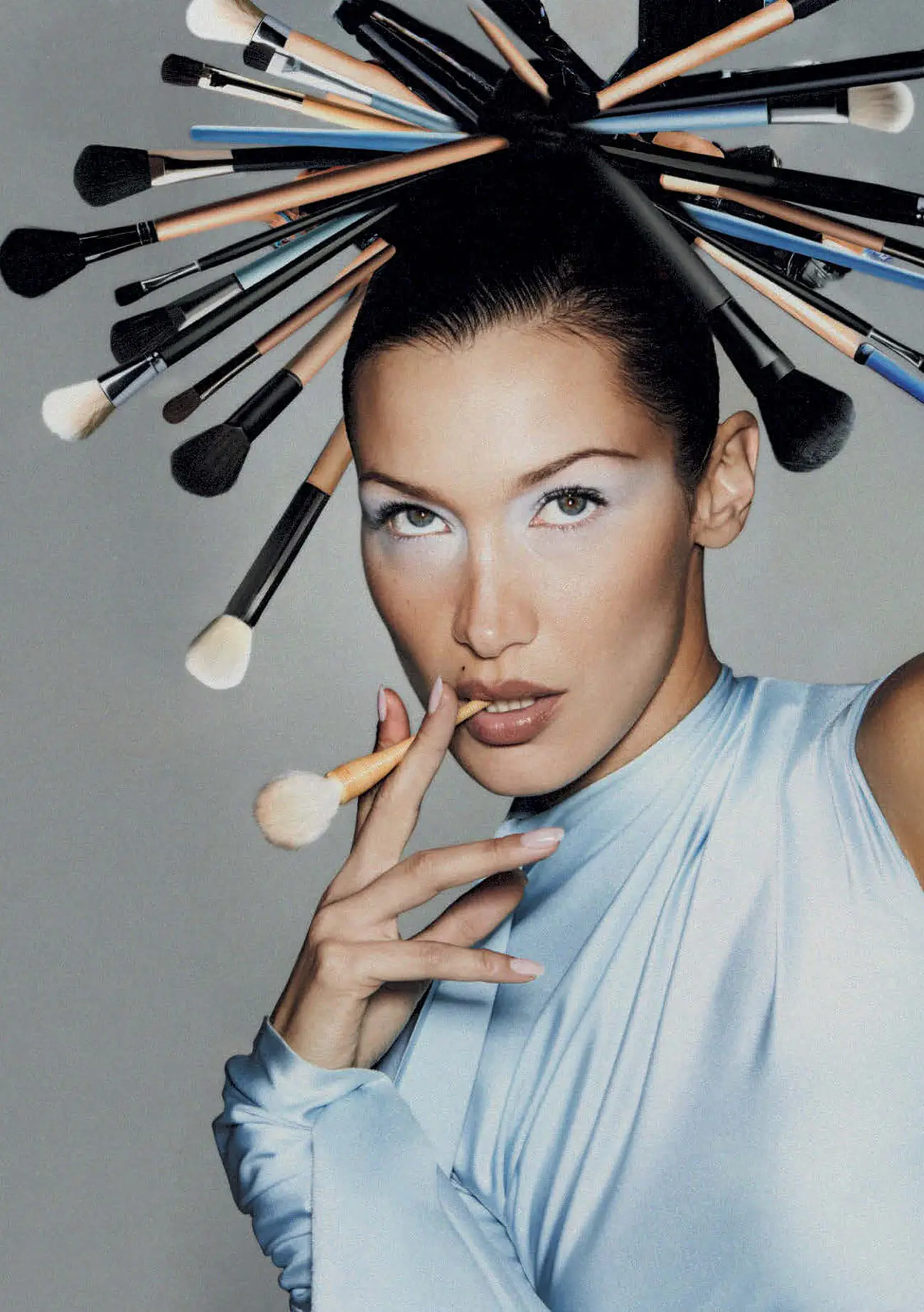 Bella Hadid covers Vogue Italia May 2023 by Carlijn Jacobs