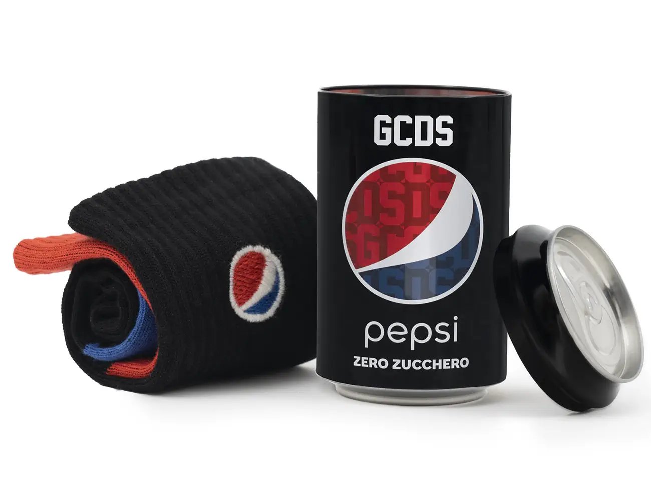 GCDS x Pepsi, a fusion of fashion and beverage industry