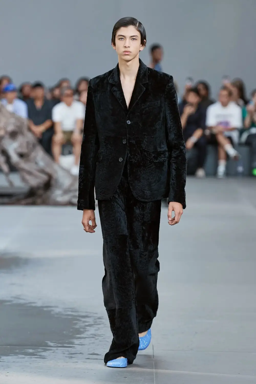 Loewe Spring/Summer 2024 - Paris Fashion Week Men’s - fashionotography