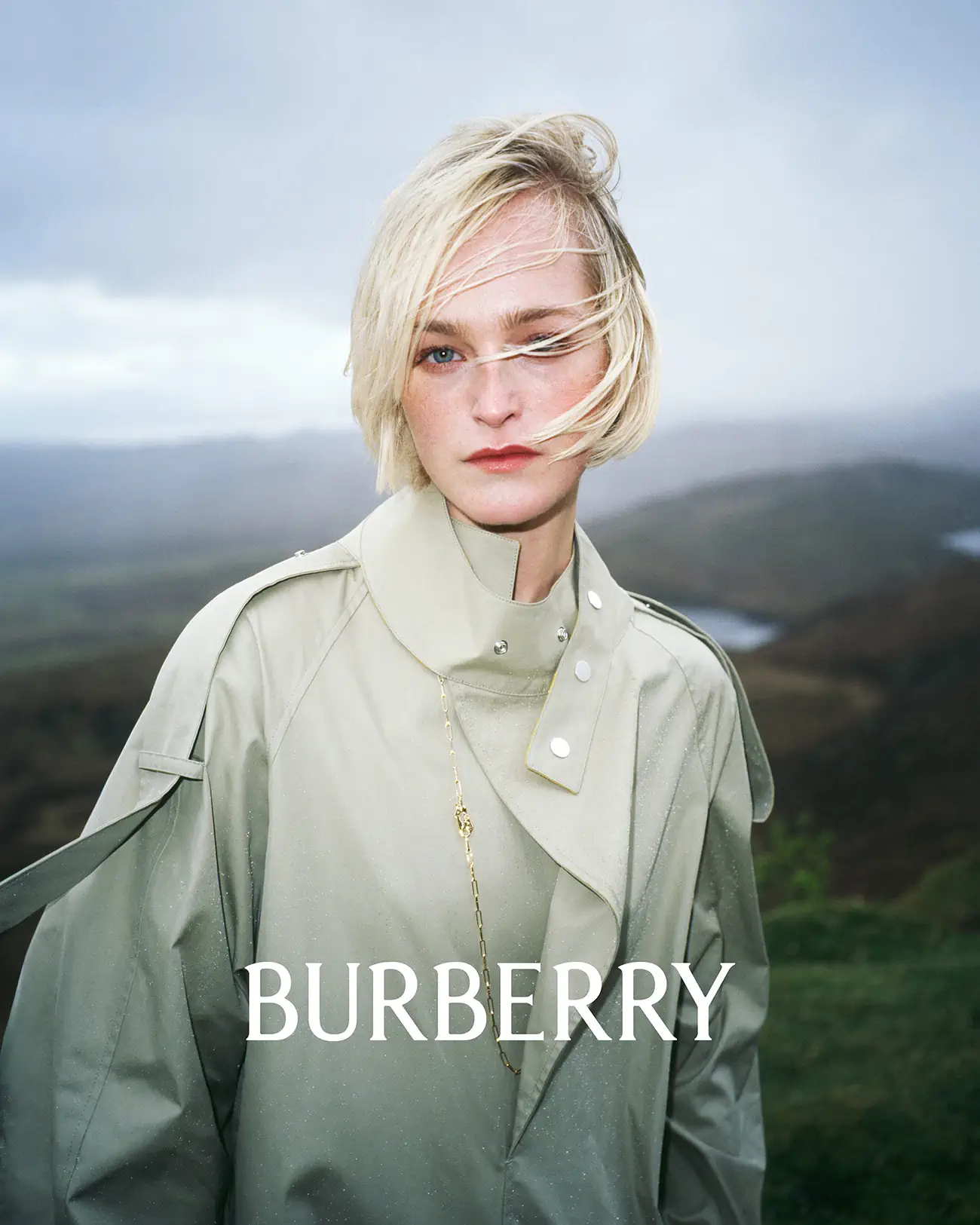 Burberry Fall-Winter 2023 campaign: A bold British reverie