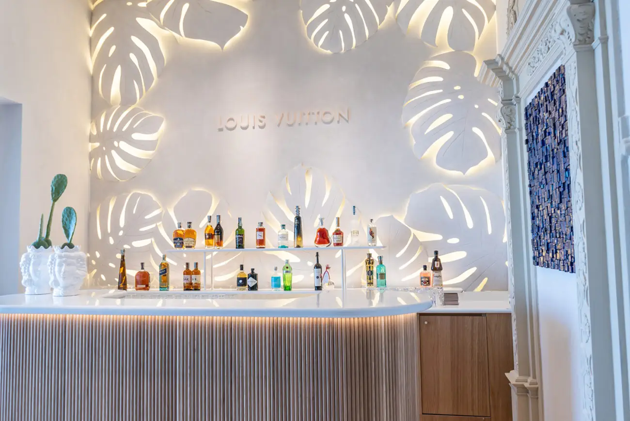 The first Louis Vuitton Café by Timeo and new resort store in Taormina, Italy