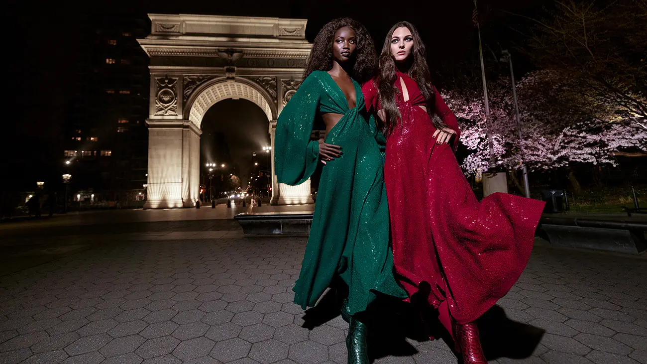 Greenwich glamour meets boho-chic in Michael Kors Collection Fall-Winter 2023 campaign