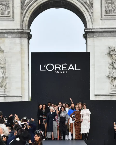 Unveiling the L'Oréal Paris fashion show by the Eiffel Tower