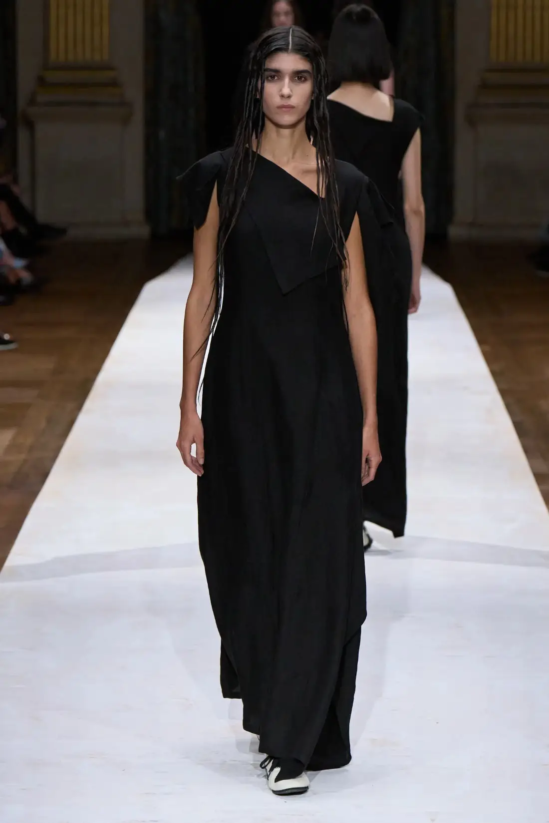 Yohji Yamamoto Spring-Summer 2024 - Paris Fashion Week