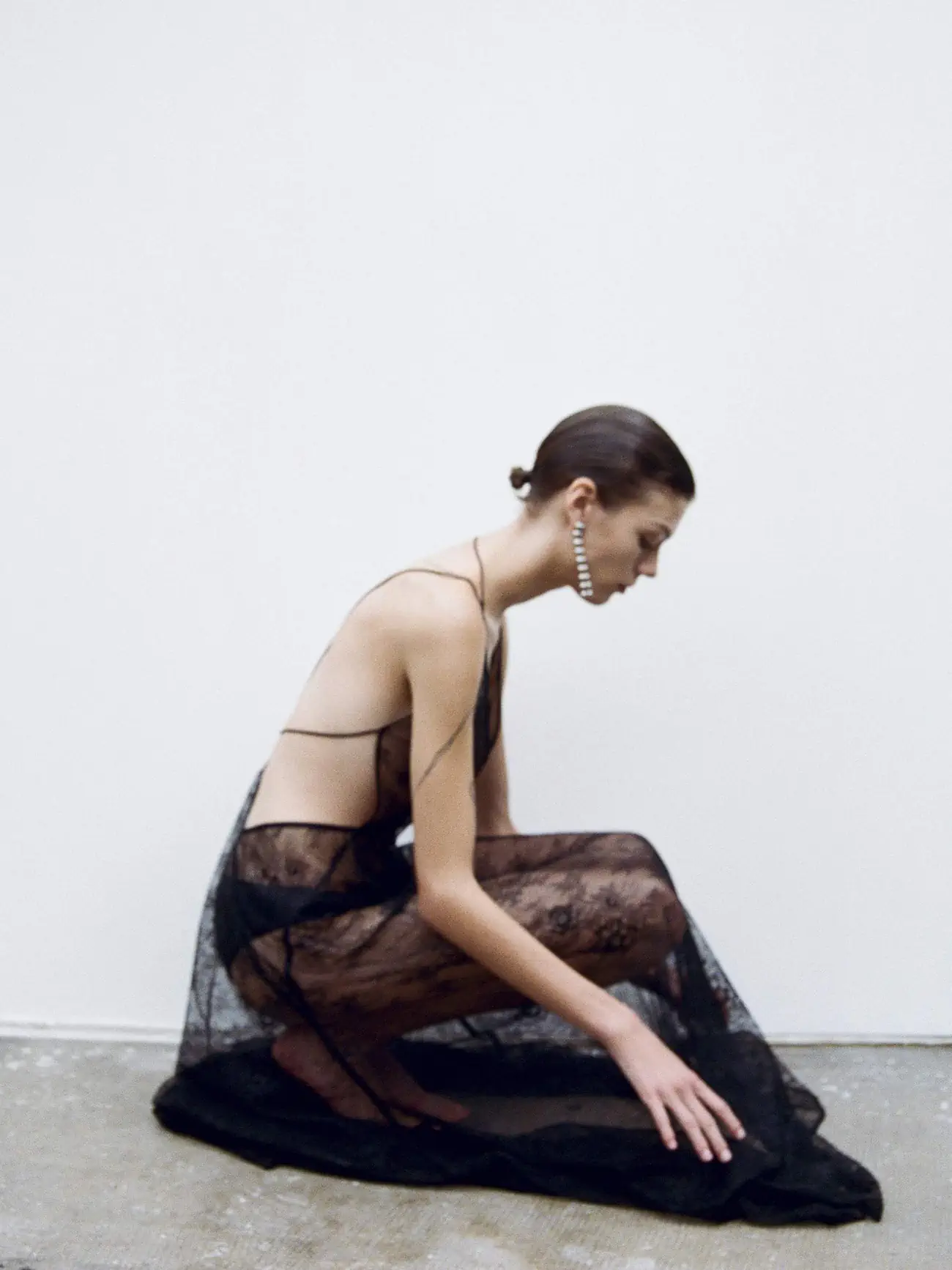 Alix Bouthors covers Porter Magazine November 27th, 2023 by Annemarie Kuus