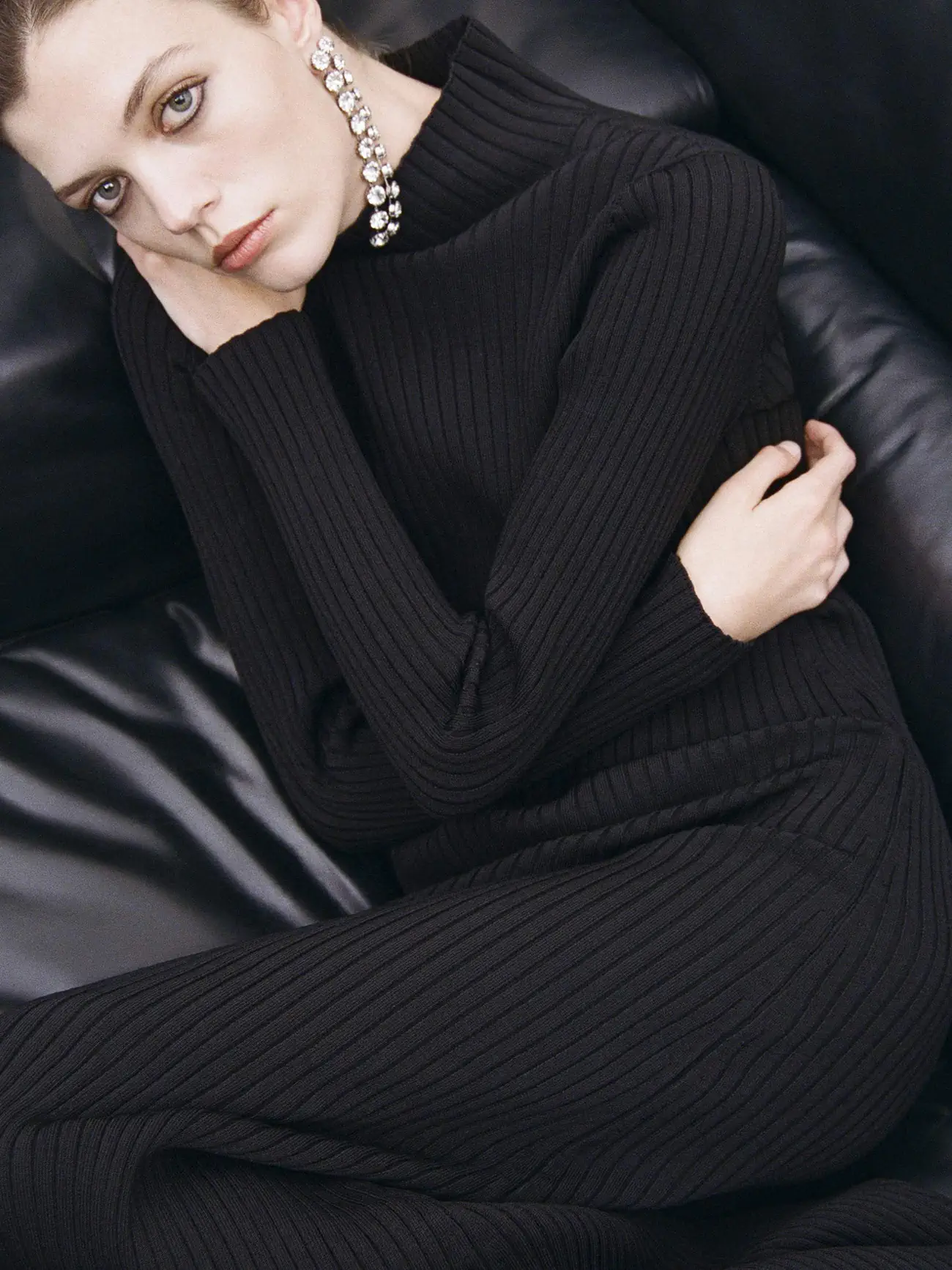 Alix Bouthors covers Porter Magazine November 27th, 2023 by Annemarie Kuus