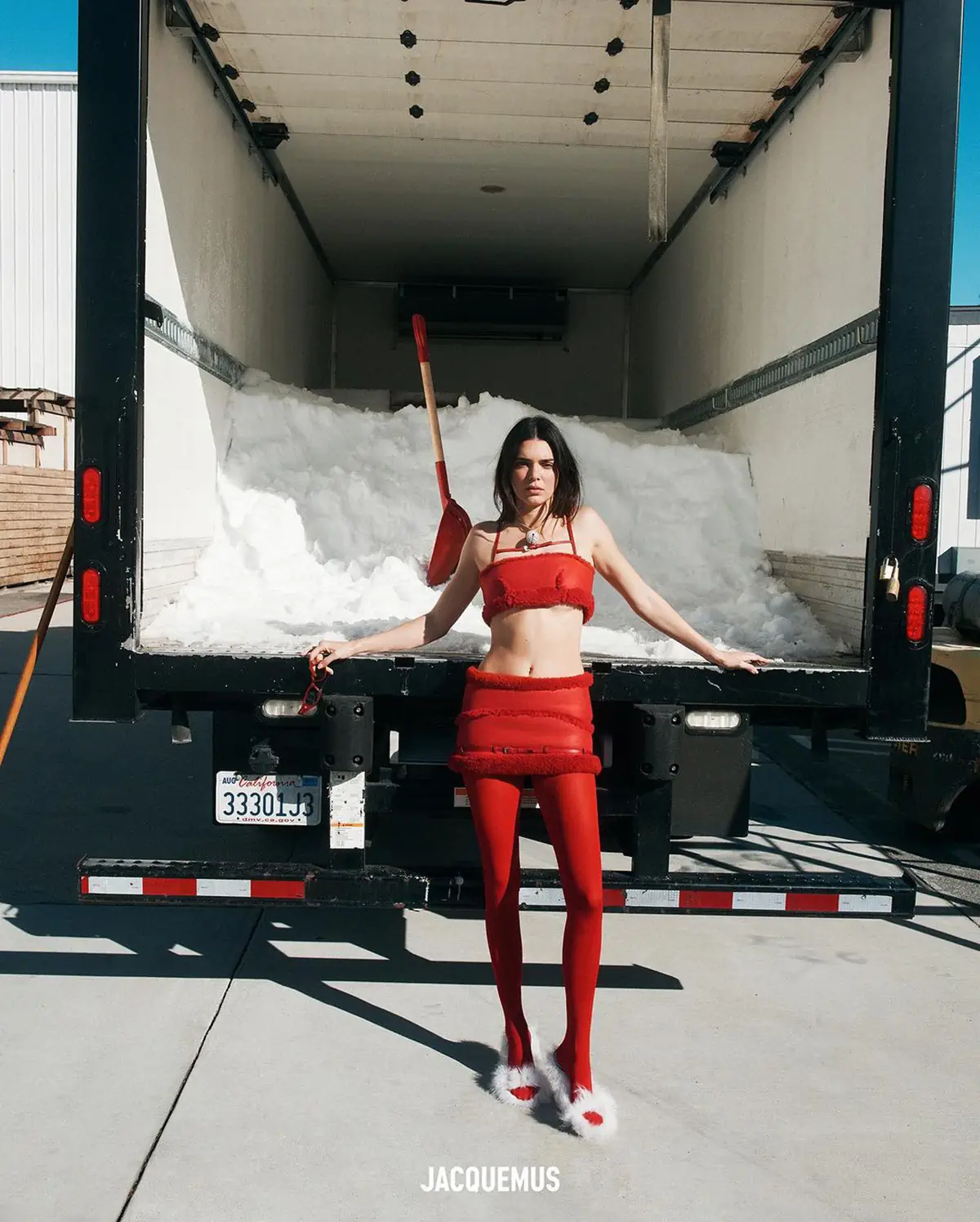 Jacquemus' Holiday 2023 ''Guirlande'' campaign shines with the star power of Kendall Jenner